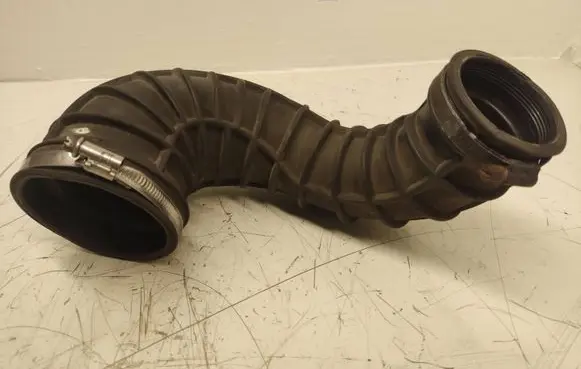 Volvo XC90 Intercooler hose/pipe 08634143