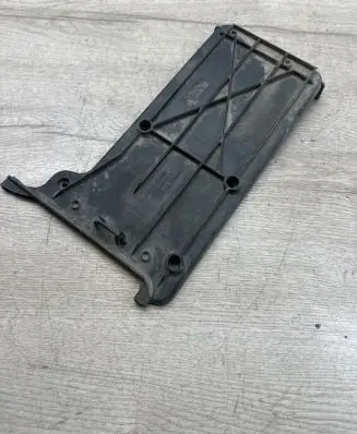 Mercedes-Benz Vito Viano W639 Fuse box cover A6395450103