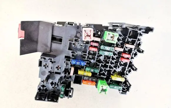 Volkswagen Golf VII Fuse box set 5q0937615c