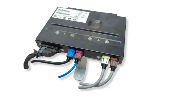 Chrysler Pacifica Video control module 68227168AC L2C0060TR 3432A0060TR