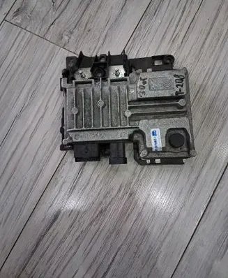 Peugeot 208 I Start/Stop control module 9819596180