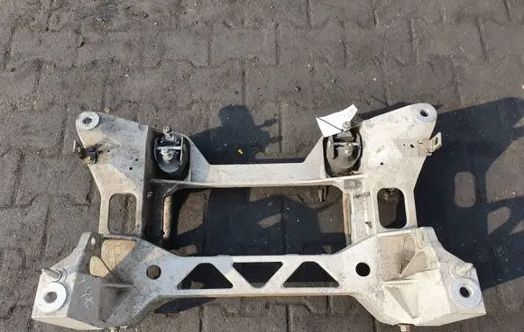 Chevrolet Corvette Rear axle beam 