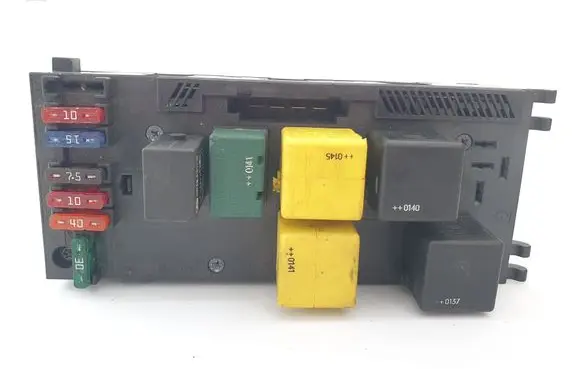 Mercedes-Benz E W210 Fuse module 0195455632 0005401050