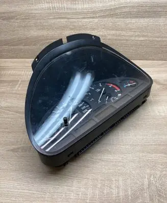 BMW 5 E39 Speedometer (instrument cluster) 6914913 110008735