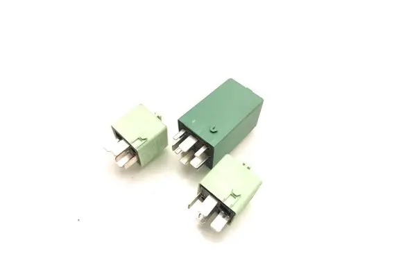 BMW X5 E53 Other relay 8383185 55892110 61358383185