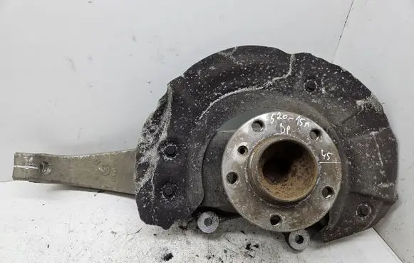 BMW 5 F10 F11 Front wheel hub