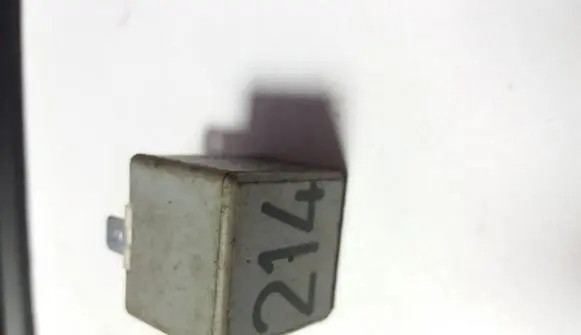 Audi A6 S6 C5 4B Other relay 443951253K