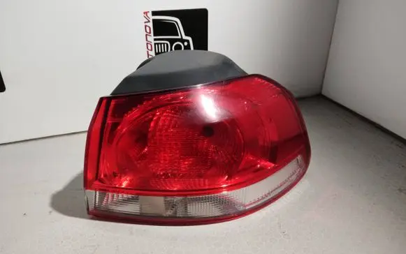 Volkswagen Golf VI Rear/tail lights 5K0945112