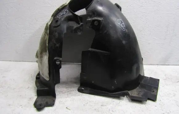 Renault Arkana Front wheel arch liner splash guards 638411333R