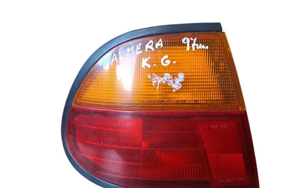 Nissan Almera Rear/tail lights