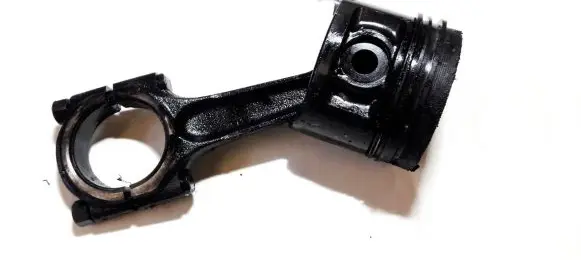 Ford Mondeo MK I Piston with connecting rod s89ff