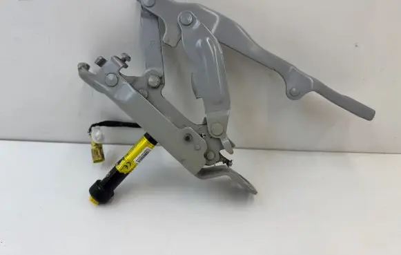 KIA Stinger Engine bonnet/hood hinges