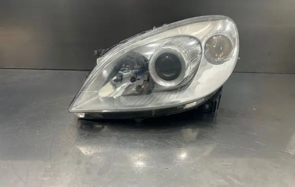 Mercedes-Benz A W169 Headlight/headlamp A1698201761 0301220201 231000600