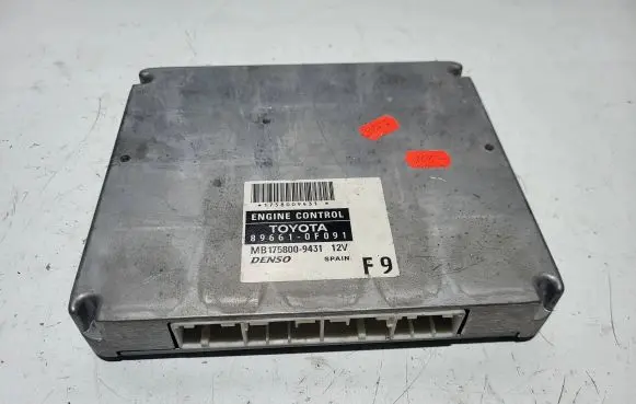 Toyota Corolla Verso E121 Engine control unit/module 896610F091 1758009431