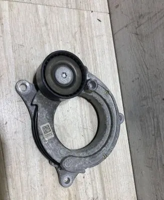 BMW 3 G20 G21 Generator/alternator belt tensioner 8472172