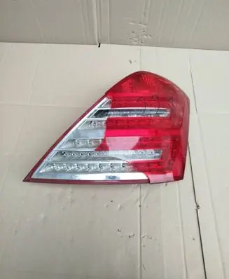 Mercedes-Benz S W221 Rear/tail lights A2218201464 587002