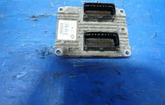 Fiat Grande Punto Engine control unit/module 51798649 6DUHDRA5H