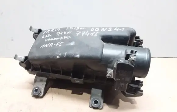 Toyota Yaris Air filter box 222040V020 1974005380