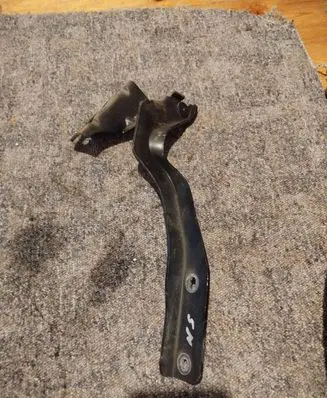 Nissan Qashqai+2 Engine bonnet/hood hinges JDL ES03 Z11G