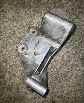 Generator/alternator bracket