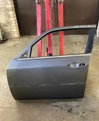 Chrysler 300 - 300C Front door