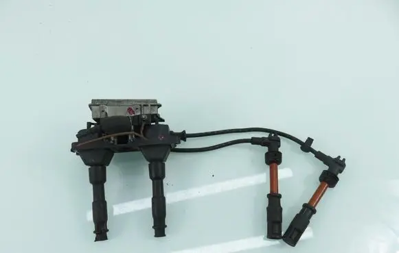 Audi A4 S4 B5 8D High voltage ignition coil 