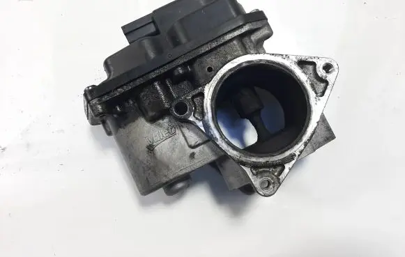 Audi A5 8T 8F EGR valve 03L131501G