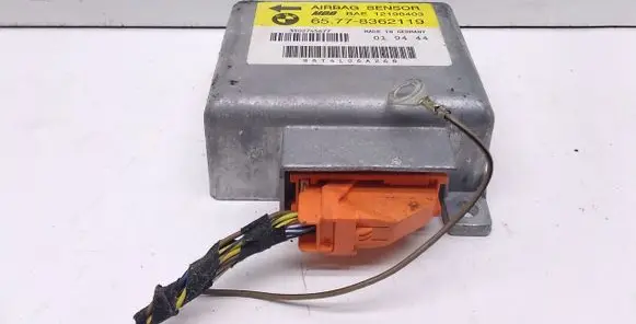 BMW 5 E34 Airbag control unit/module 8362119 65778362119 12198403