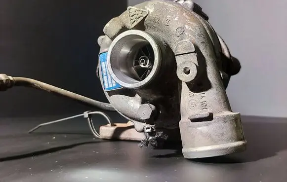 Volkswagen II LT Turbo 074145701C 97779959