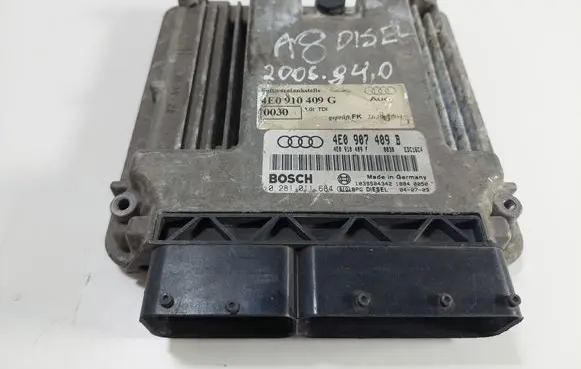 Audi A8 S8 D3 4E Engine control unit/module 4E0907409B 4E0910409G 4E0910409F