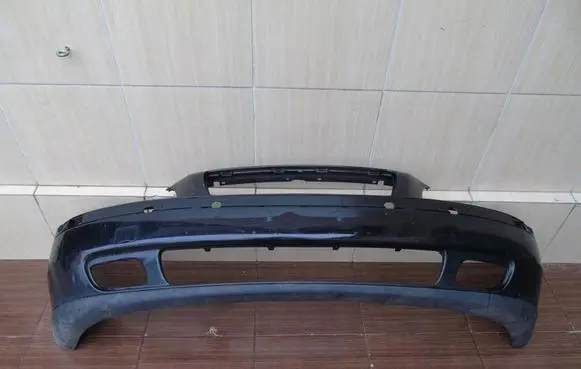 Volvo V70 Front bumper