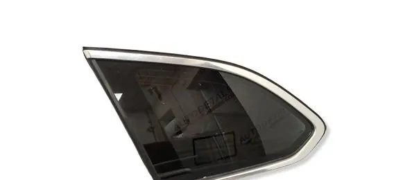 BMW 5 G30 G31 G38 Rear side window 7387463