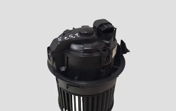 Peugeot 208 I Heater fan/blower 870733