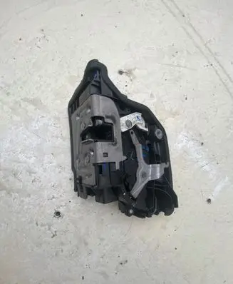 BMW X2 F39 Rear door lock 7281939 A046465 18283810