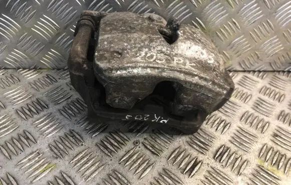 Mercedes-Benz C W205 Front brake caliper