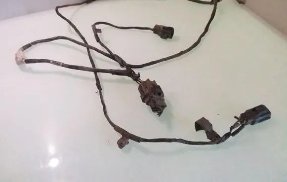 Dodge Magnum Rear tail light wiring loom 