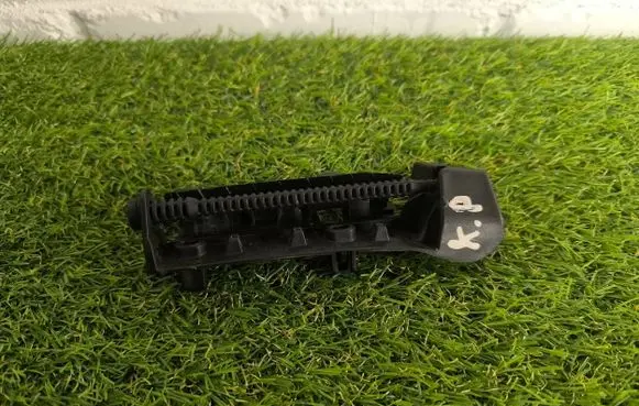 Audi A6 S6 C7 4G Fender mounting bracket 16203
