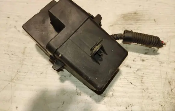 Volkswagen Golf IV Fuse box set 1J0941389B