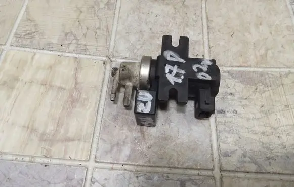 Opel Astra G Turbo solenoid valve 8972183310 72190338