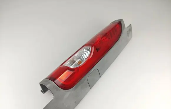 Renault Trafic II (X83) Rear/tail lights 93857722