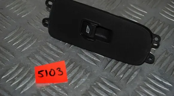 Volvo V50 Electric window control switch 30773214