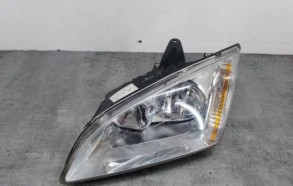Ford Focus Headlight/headlamp