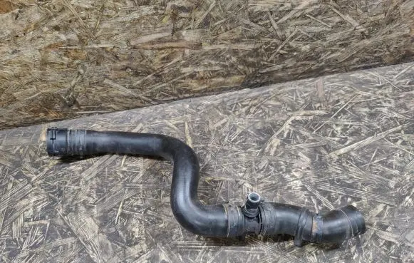 Volkswagen Caddy Engine coolant pipe/hose 1K0122101