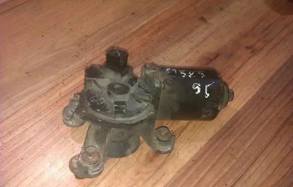 Mazda 323 Wiper motor