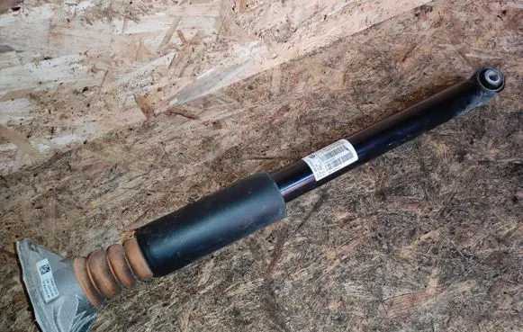 BMW 2 F45 Rear shock absorber/damper 6874458