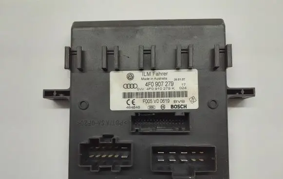 Volkswagen Touran I Comfort/convenience module 4F0907279 F005V00619 4F0910279K