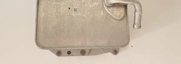 Audi A6 Allroad C7 Engine oil radiator 059117015K 7733025 82369893