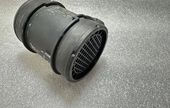 Opel Vectra C Mass air flow meter 0281002618 625708 55350048