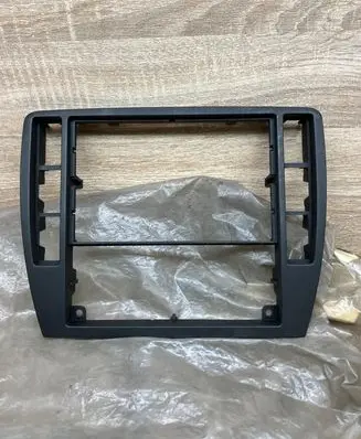 Volkswagen Golf IV Radio/GPS head unit trim 3B0858069