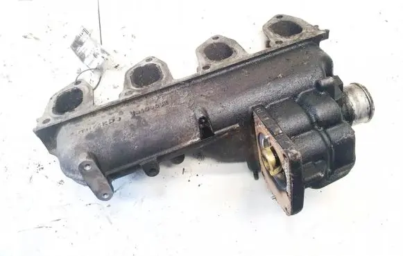 Ford Focus Intake manifold 16100011 2T17289